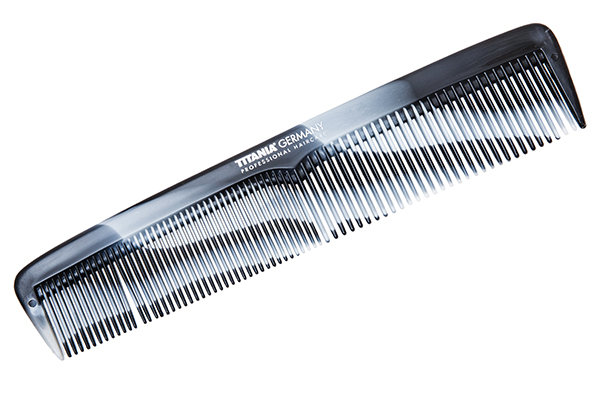 Расчёска TITANIA 21 см комбинированная серо-белая 1809/4 Расчёска TITANIA 21 см комбинированная серо-белая 1809/4