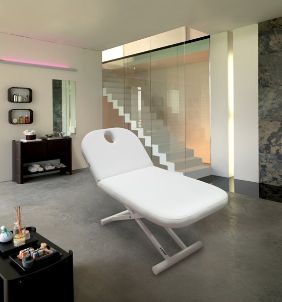 Кушетка массажная LEMI NEXT 406 White Кушетка массажная LEMI NEXT 406 White