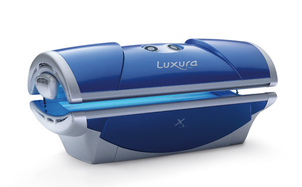 Горизонтальный солярий Luxura Х3 30 Sli 15030 Горизонтальный солярий Luxura Х3 30 Sli 15030