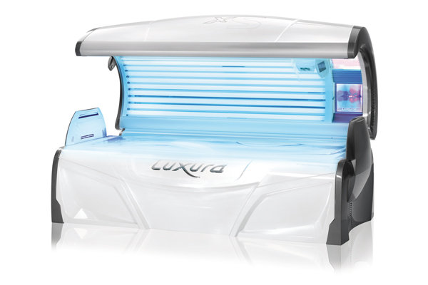 Солярий горизонтальный Luxura X5 II 34 Sli High Intensive кристально белый Солярий горизонтальный Luxura X5 II 34 Sli High Intensive кристально белый