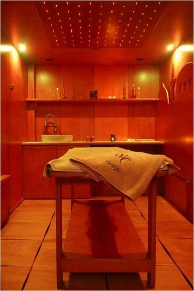 Паровая кабина ESAGONO THALATEPEE SUITE DRY Паровая кабина ESAGONO THALATEPEE SUITE DRY