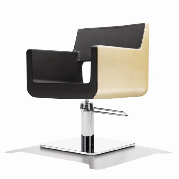 Кресло парикмахерское Karisma ROYALE K34.7R Кресло парикмахерское Karisma ROYALE K34.7R