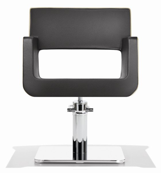 Кресло парикмахерское Karisma ROYALE K34.7R Кресло парикмахерское Karisma ROYALE K34.7R